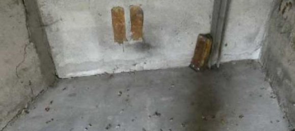 3-salle Appartement à Besana in Brianza, Italy No. 300754 24