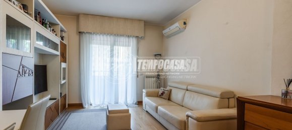 3 rooms Apartment in Milan, Italy No. 260652 6