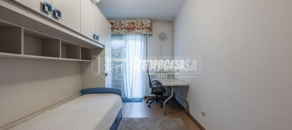 3 rooms Apartment in Milan, Italy No. 260652 24