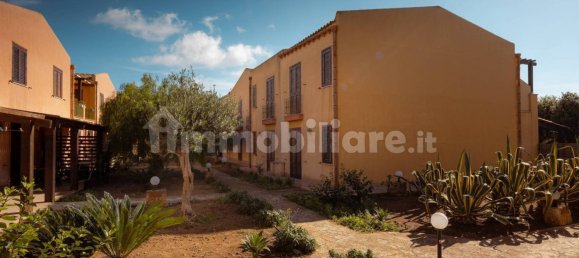 10 غرف نوم بناية في Marsala, Italy رقم 75011 7