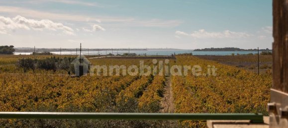 10 غرف نوم بناية في Marsala, Italy رقم 75011 9