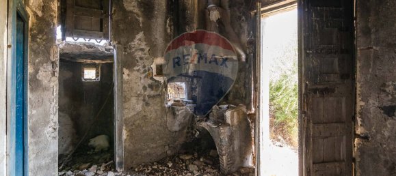 Casa de 3 dormitorios en Belpasso, Italy No. 311057 5