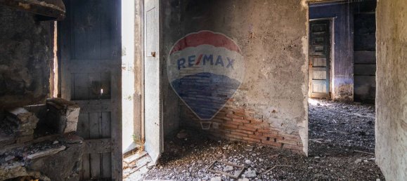 Casa de 3 dormitorios en Belpasso, Italy No. 311057 6