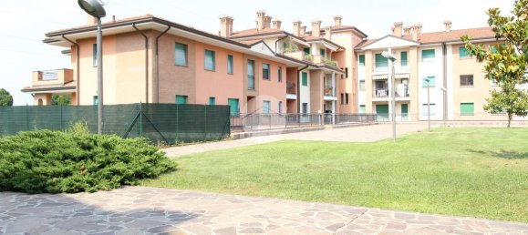 Гараж с 1 комнатой в Робеккетто кон Индуно, Италия № 18057 2