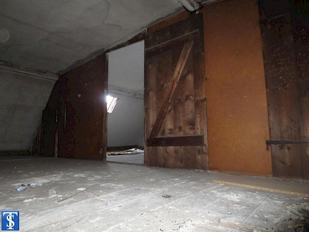 12 rooms Building in Vogtlandkreis, Germany No. 87037