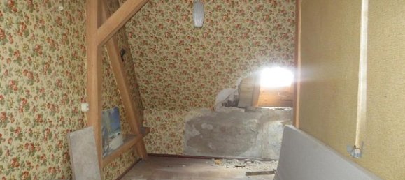 12 rooms Building in Vogtlandkreis, Germany No. 87037 3