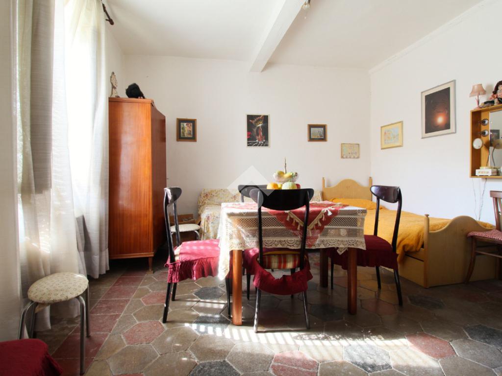 Квартира с 1 спальней в Блера, Италия № 282464