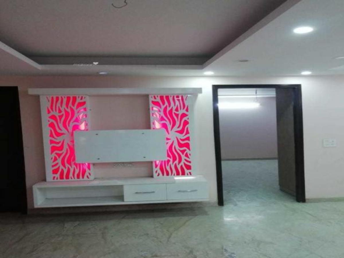 3 bedrooms House in Ghaziabad, India No. 2826