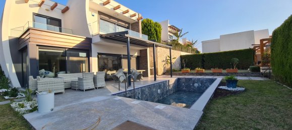 4 Schlafzimmer Property in Kusadasi, Turkey, Nr. 20906 13