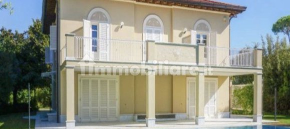 6 bedrooms Villa in Forte dei Marmi, Italy No. 293194 2