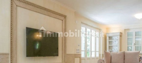 6 bedrooms Villa in Forte dei Marmi, Italy No. 293194 9