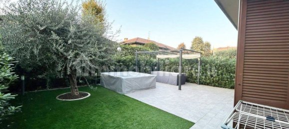 2 غرف نوم شقة في Cabiate, Italy رقم 63699 17