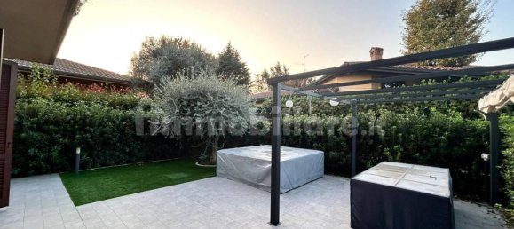 2 غرف نوم شقة في Cabiate, Italy رقم 63699 11