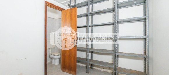 2 rooms Apartment in Rome, Italy No. 37506 15