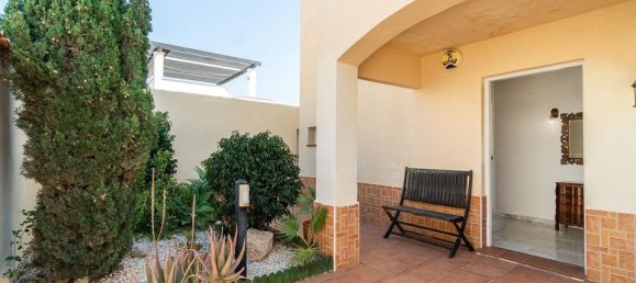 8 غرف نوم فيلا في Torrevieja, Spain رقم 184733 4