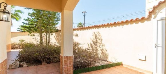 8 غرف نوم فيلا في Torrevieja, Spain رقم 184733 3