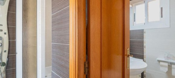 8 غرف نوم فيلا في Torrevieja, Spain رقم 184733 27