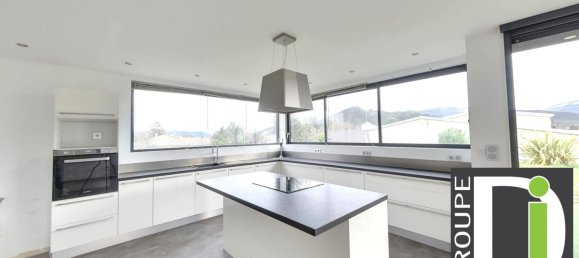 4 bedrooms Villa in Aouste-sur-Sye, France No. 194117 5