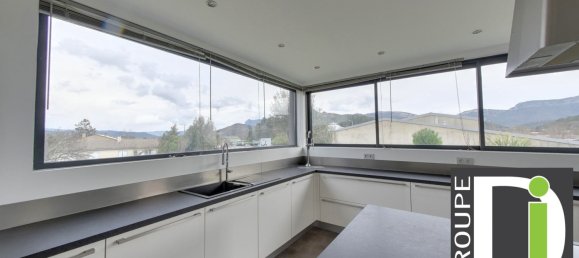 4 bedrooms Villa in Aouste-sur-Sye, France No. 194117 6