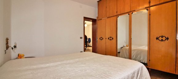 Дом с 10 комнатами в Чиниджано, Италия № 214892 28