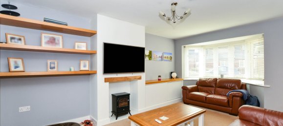 4 bedrooms House in Ashford, United Kingdom No. 2821 2