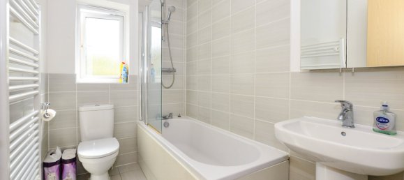 4 bedrooms House in Ashford, United Kingdom No. 2821 29