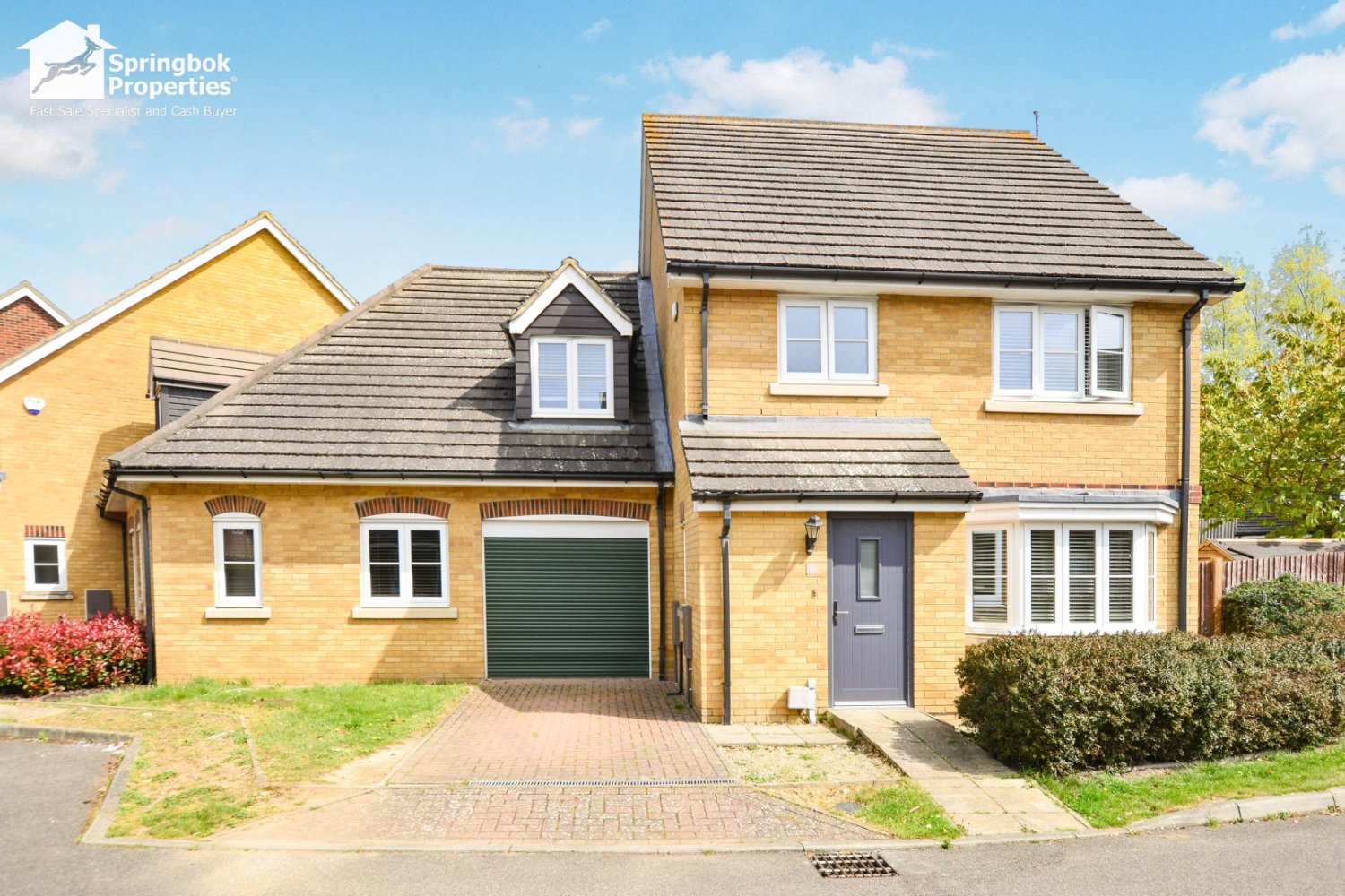 4 bedrooms House in Ashford, United Kingdom No. 2821