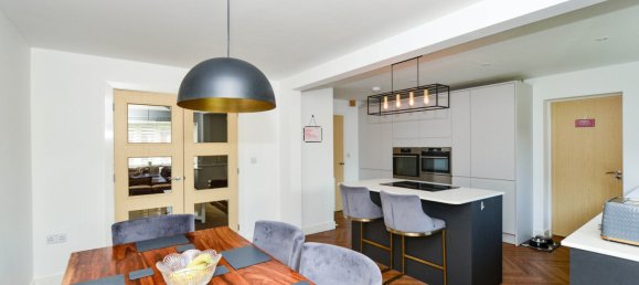 4 bedrooms House in Ashford, United Kingdom No. 2821 19