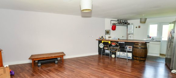 4 bedrooms House in Ashford, United Kingdom No. 2821 23