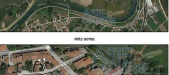 3 rooms Apartment in Vecchiano, Italy No. 50932 12