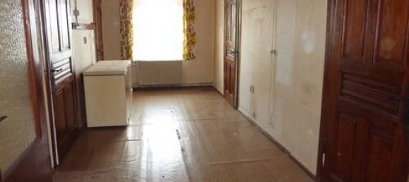 Здание с 8 комнатами в Бургенланд, Германия № 69123 6