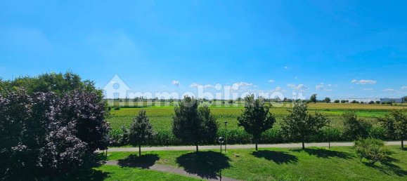 4 Schlafzimmer Wohnung in Gessate, Italy, Nr. 350128 23