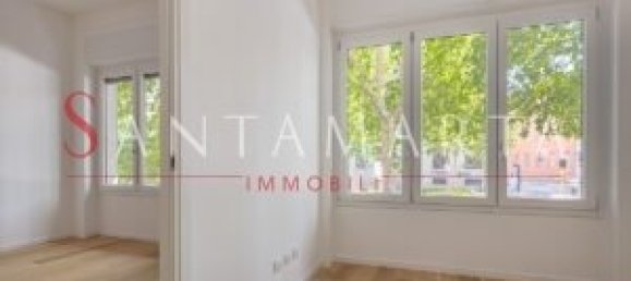 Квартира с 2 спальнями в Милан, Италия № 243420 28