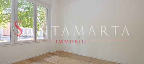 Квартира с 2 спальнями в Милан, Италия № 243420 6