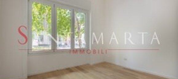 Квартира с 2 спальнями в Милан, Италия № 243420 25