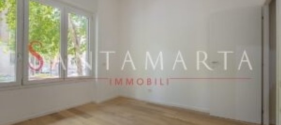 Квартира с 2 спальнями в Милан, Италия № 243420 39