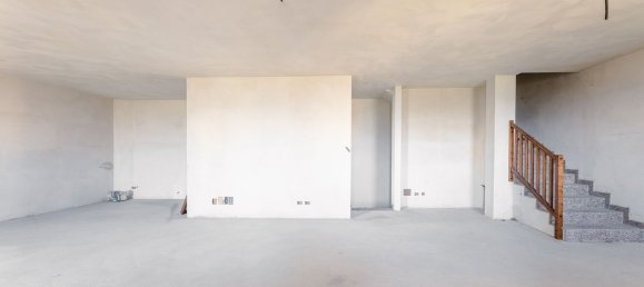 4 rooms House in Montegranaro, Italy No. 17663 24