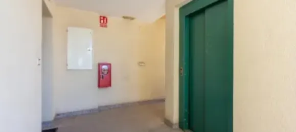 2 bedrooms Apartment in Granada, Spain No. 179895 2