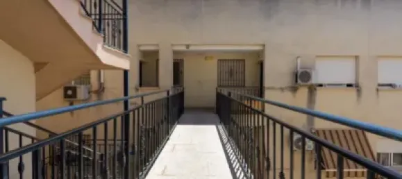 2 bedrooms Apartment in Granada, Spain No. 179895 3