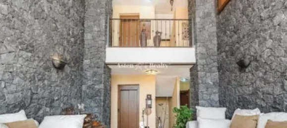 5 bedrooms Villa in Adeje, Spain No. 103826 16