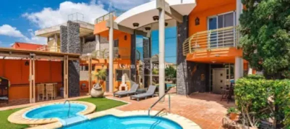 5 bedrooms Villa in Adeje, Spain No. 103826 8