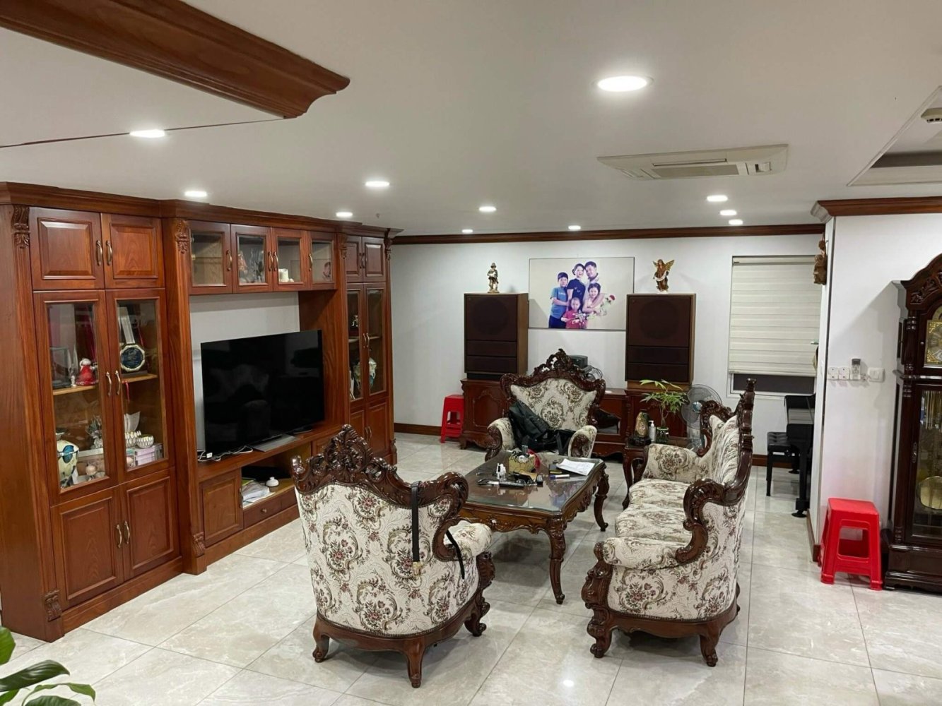 270m² Apartment in District 7, Vietnam No. 12872