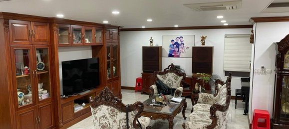 270m² Apartment in District 7, Vietnam No. 12872 2