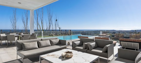 7 bedrooms Villa in La Quinta, Spain No. 136898 6