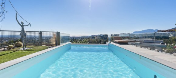 7 bedrooms Villa in La Quinta, Spain No. 136898 3