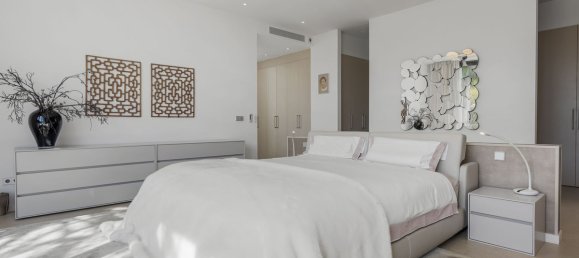 7 bedrooms Villa in La Quinta, Spain No. 136898 4