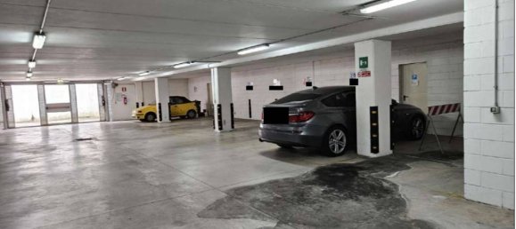 5 rooms Office in Torri di Quartesolo, Italy No. 297616 13