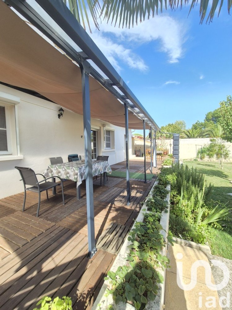 3 Schlafzimmer Haus in Marans, France, Nr. 287195