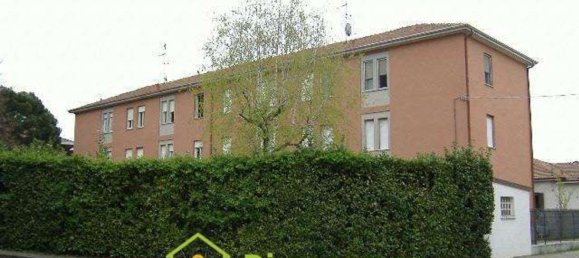 3 bedrooms Apartment in Gallarate, Italy No. 363490 4