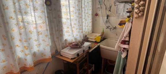 5 rooms Apartment in Palermo, Italy No. 46620 21